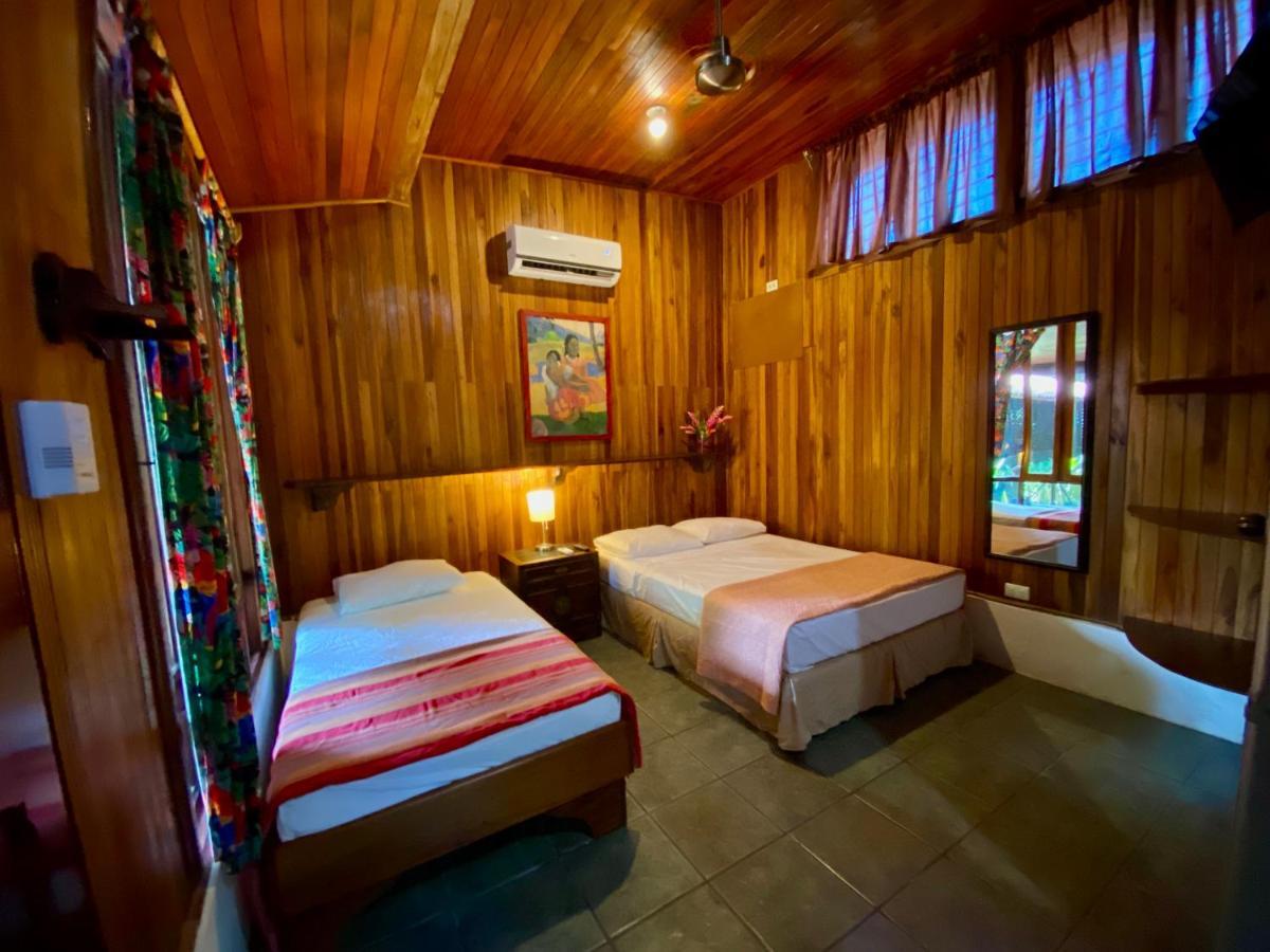 Rancho Coral Hotel Esterillos Exterior photo