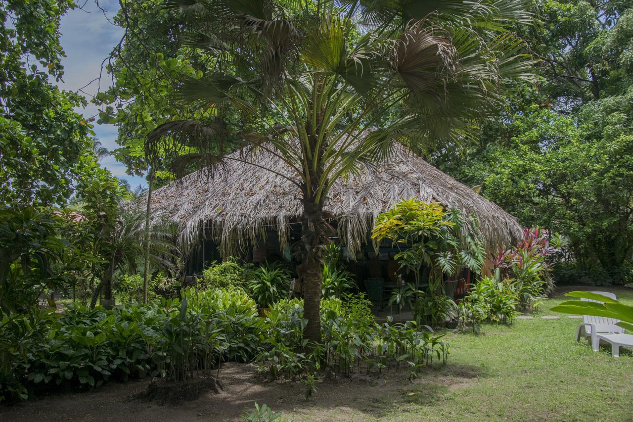 Rancho Coral Hotel Esterillos Exterior photo
